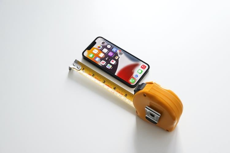 El iPhone 13 Mini conserva toda la calidad de sus hermanos mayores.