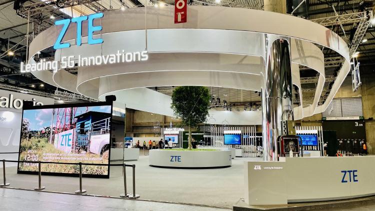 Stand de ZTE En el MWC 2021.