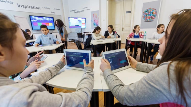 Samsung Smart School.