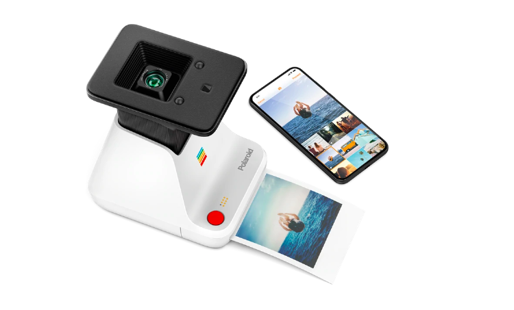 Lleva tus fotos al pasado con la impresora Polaroid Lab Instant Printer.